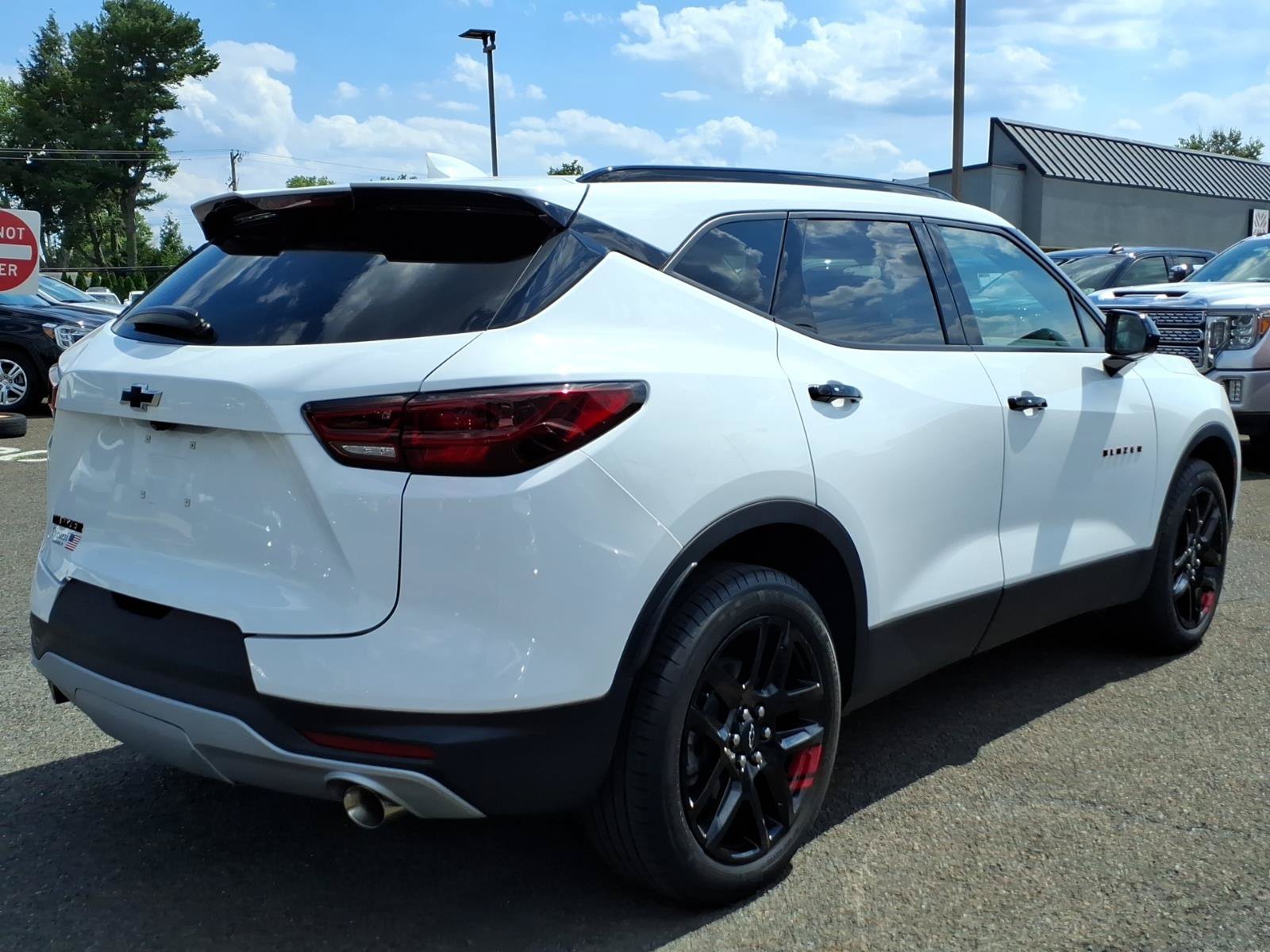 Certified 2023 Chevrolet Blazer LT w/ Convenience Package FWD image 3