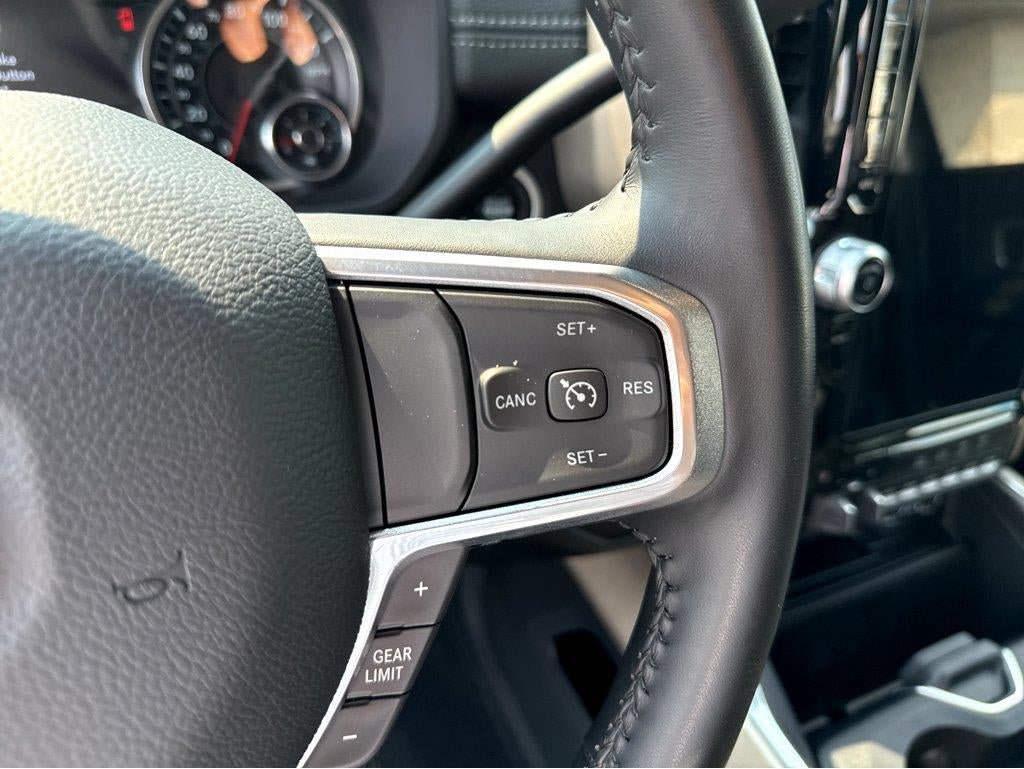 Used 2024 RAM 2500 Laramie AWD/4WD image 23