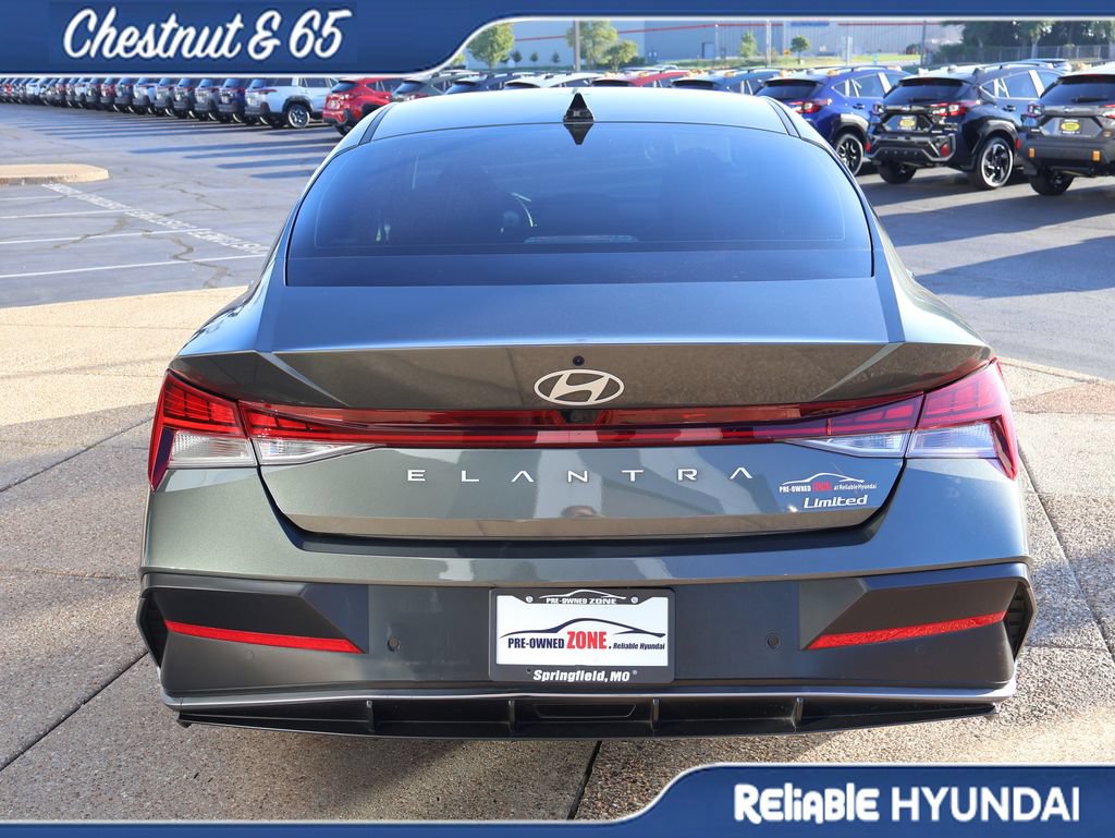 Certified 2024 Hyundai Elantra Limited FWD image 5