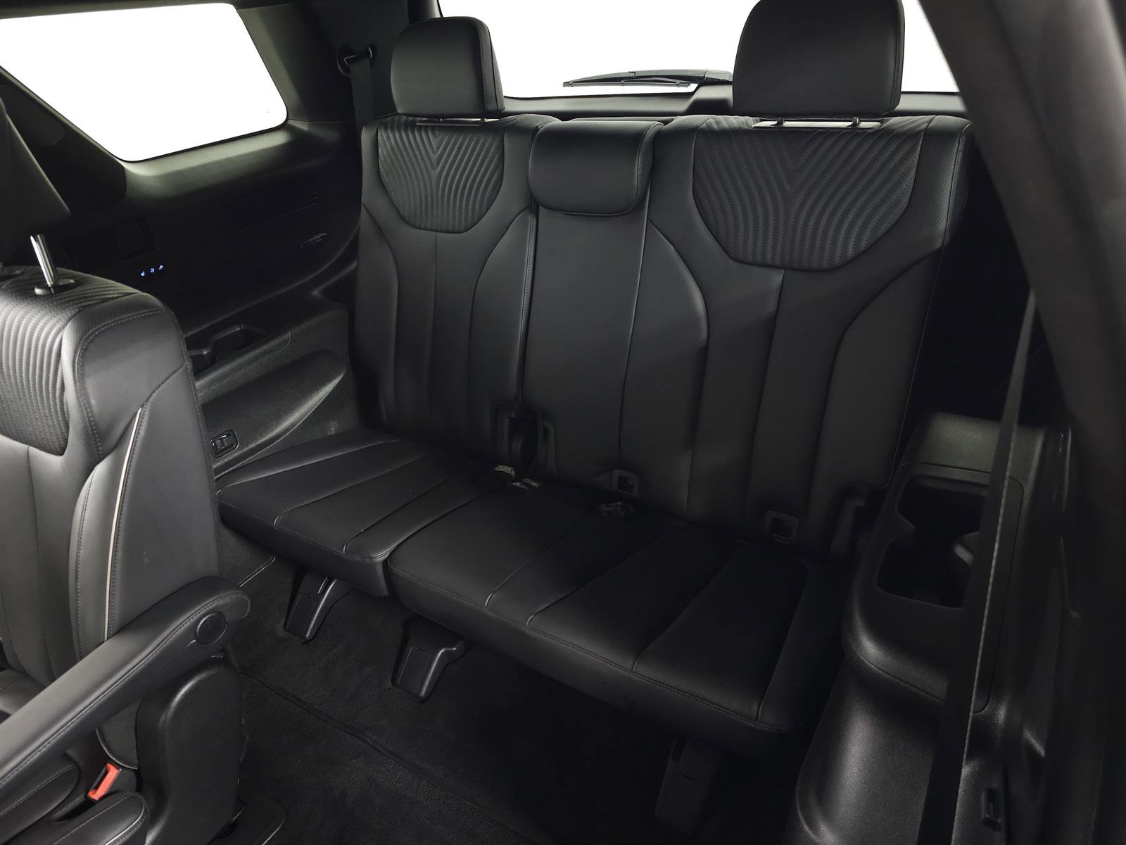 Used 2023 Hyundai Palisade Calligraphy image 44