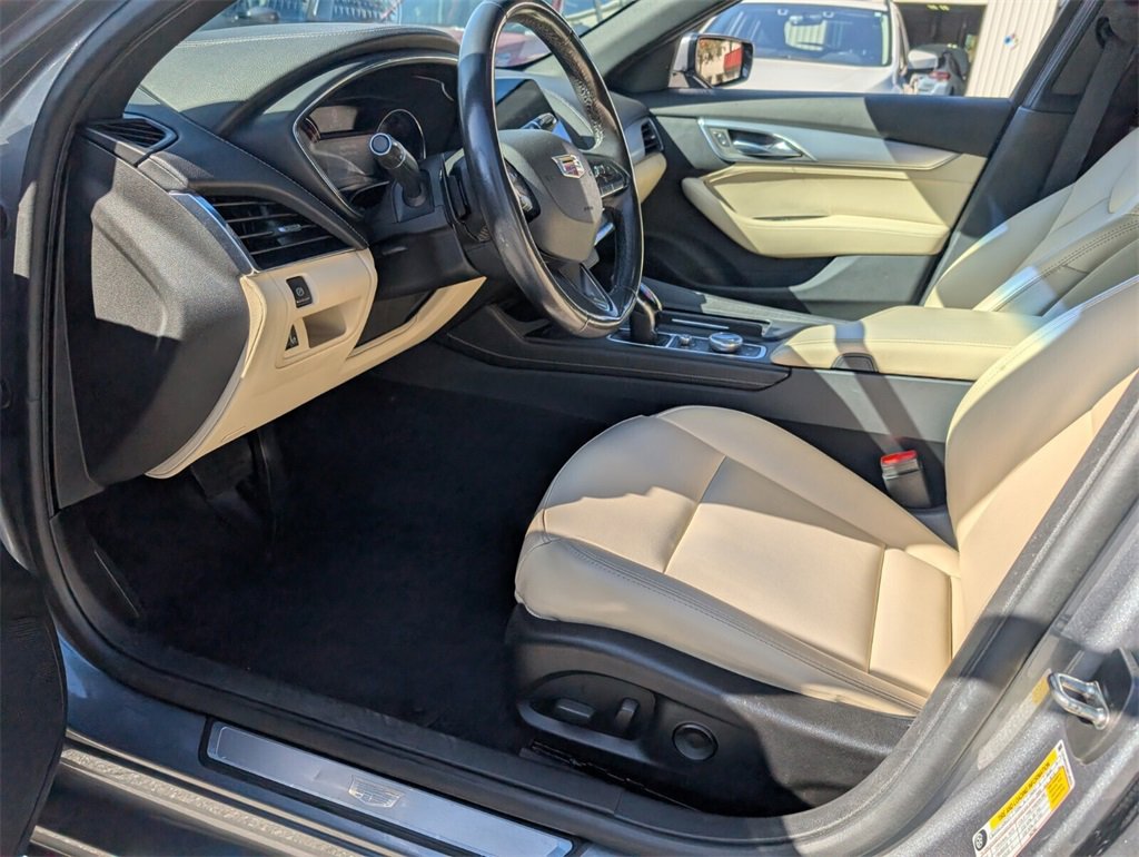 Used 2021 Cadillac CT5 Luxury image 11