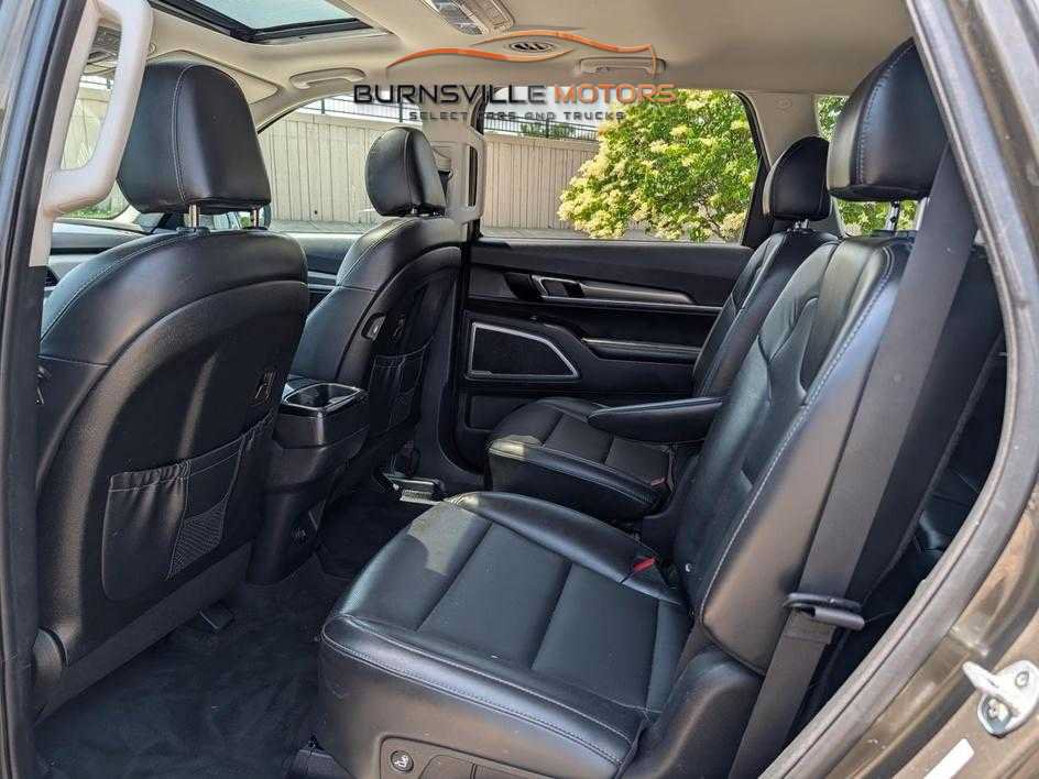 Used 2020 Kia Telluride S AWD/4WD image 11