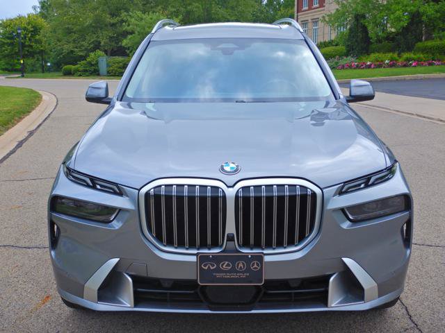 Used 2026 BMW X7 xDrive40i w/ Premium Package AWD/4WD image 7