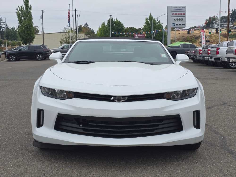 Used 2016 Chevrolet Camaro LT RWD image 12