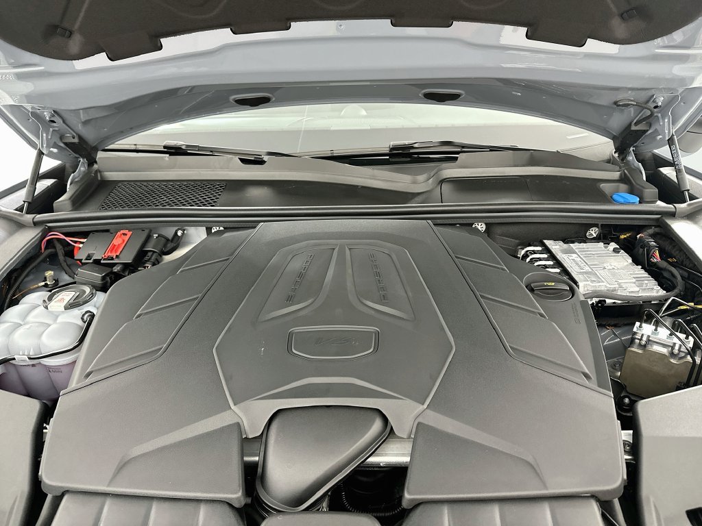 New 2027 Porsche Cayenne Coupe AWD/4WD image 11