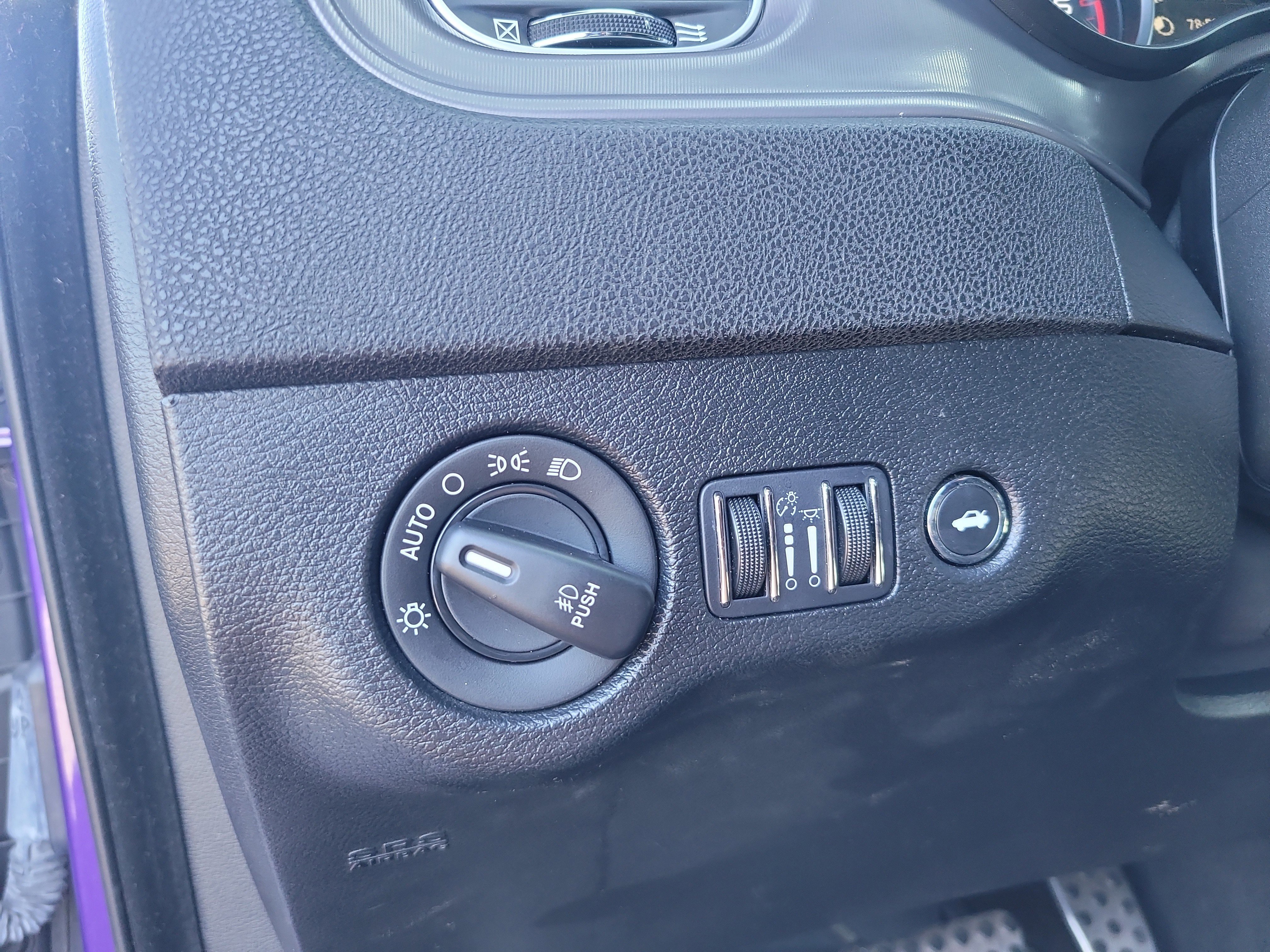 Used 2023 Dodge Charger Scat Pack w/ Harman/Kardon Audio Group RWD image 30