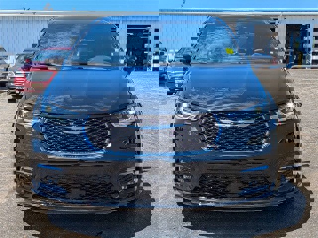 New 2026 Chrysler Pacifica Select image 9