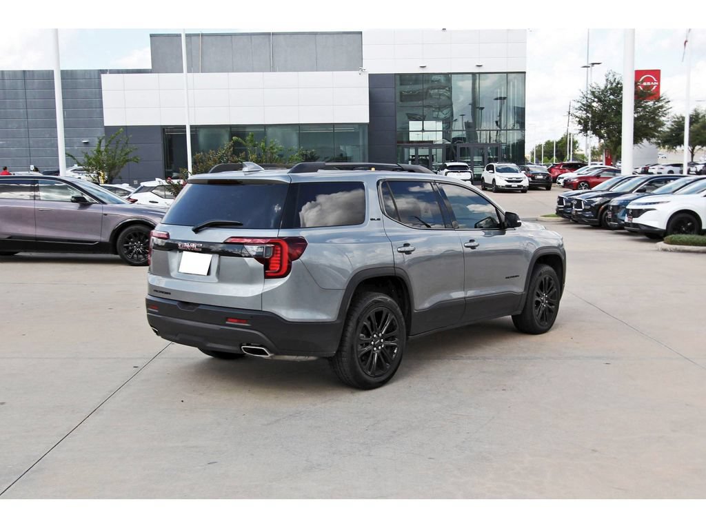 Used 2023 GMC Acadia SLE w/ Driver Convenience Package FWD image 5