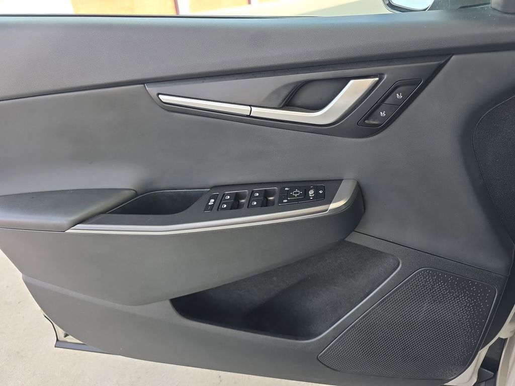 Used 2024 Kia EV6 Light image 24