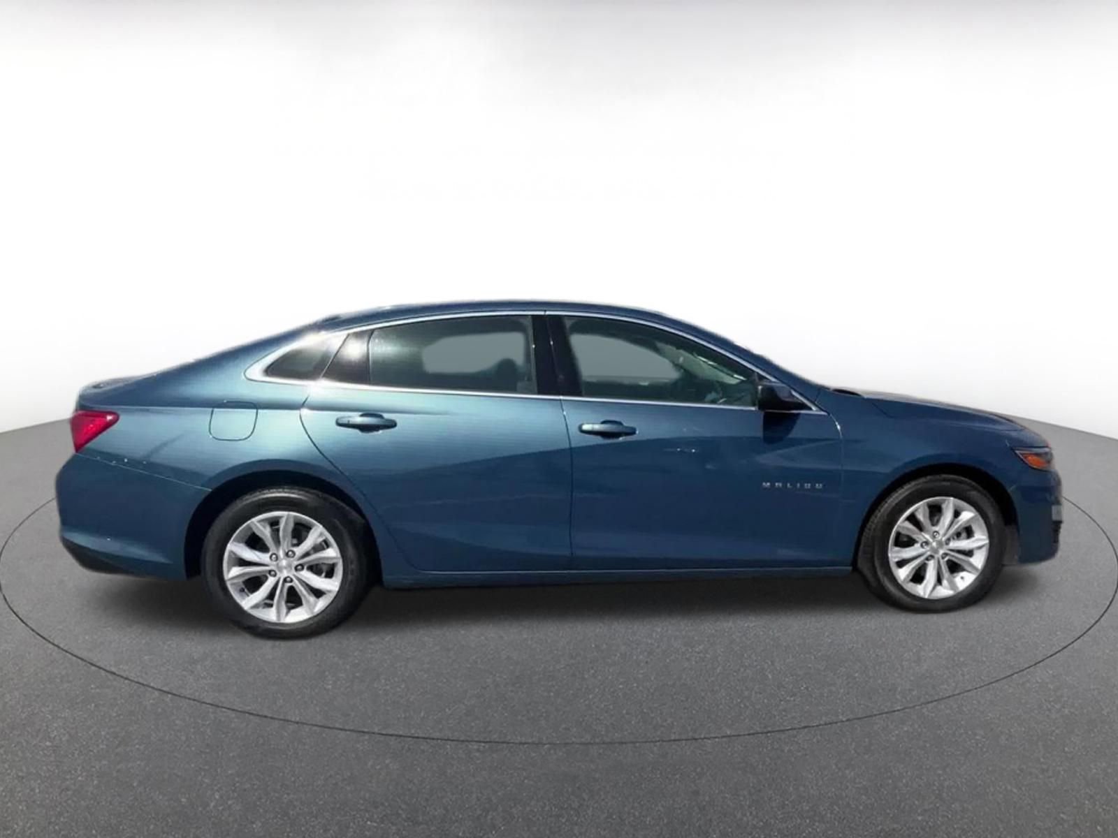 Used 2024 Chevrolet Malibu LT image 16