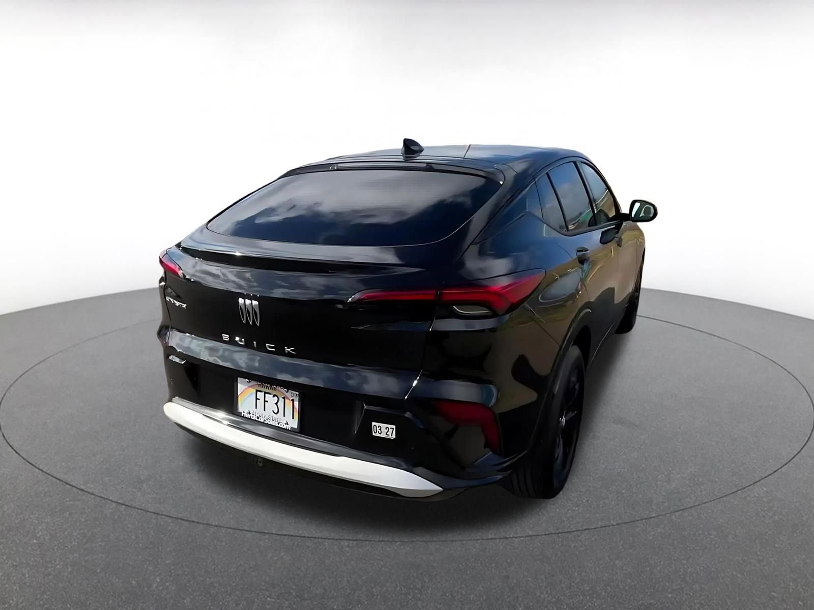 Used 2025 Buick Envista Sport Touring image 14