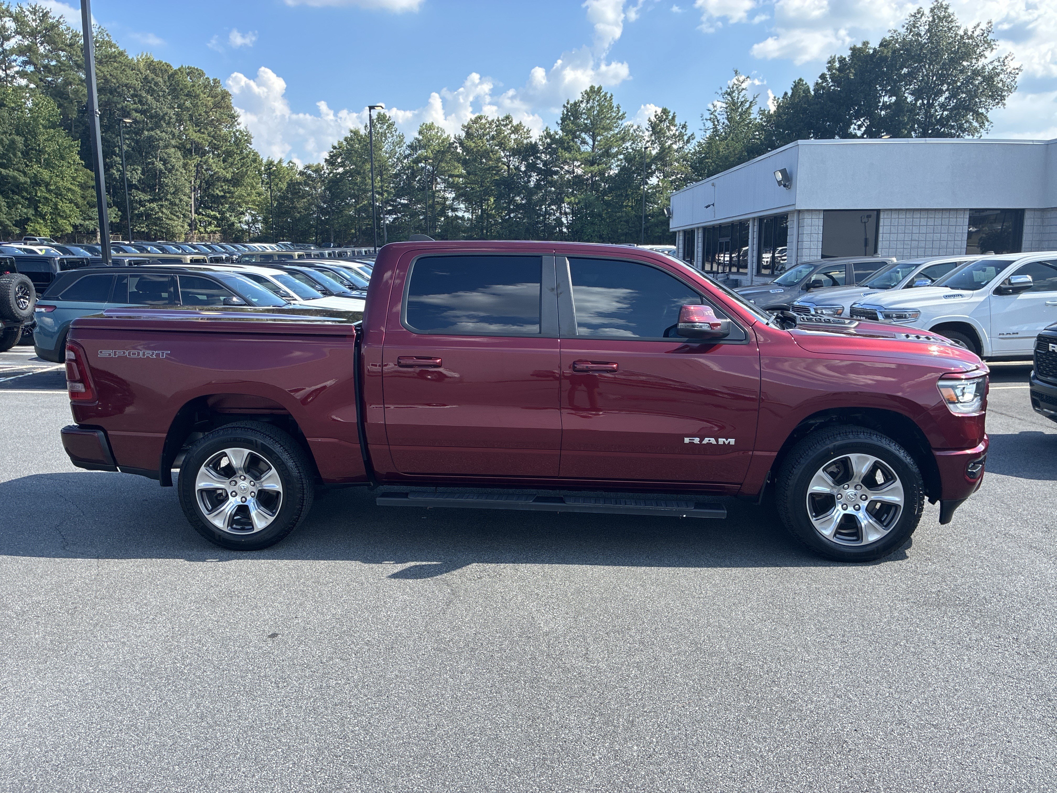 Used 2023 RAM 1500 Laramie AWD/4WD image 9