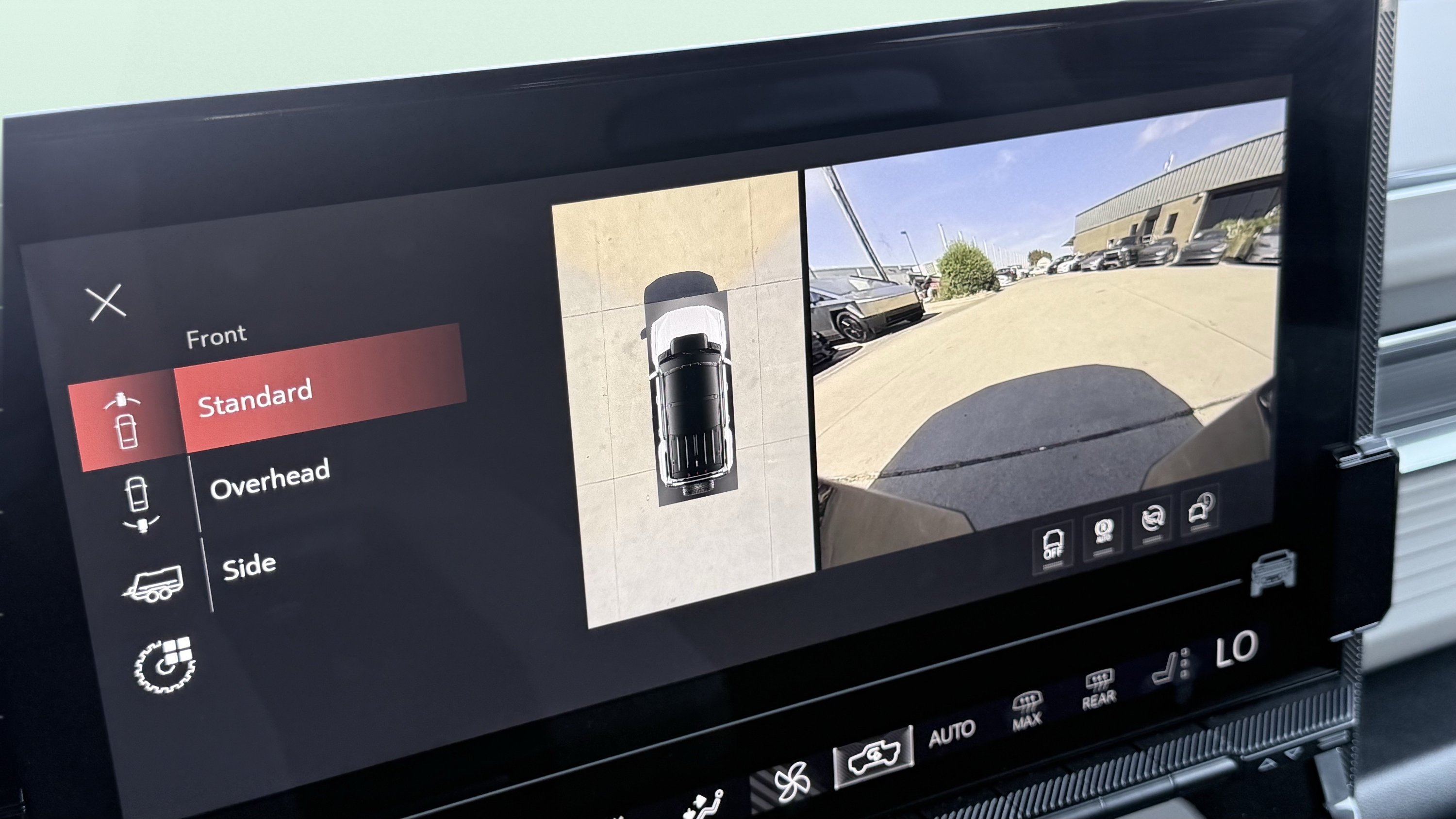 Used 2026 GMC Hummer EV SUV AWD/4WD image 3