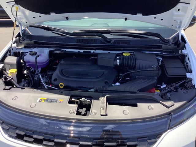 New 2027 Chrysler Pacifica Select FWD image 42