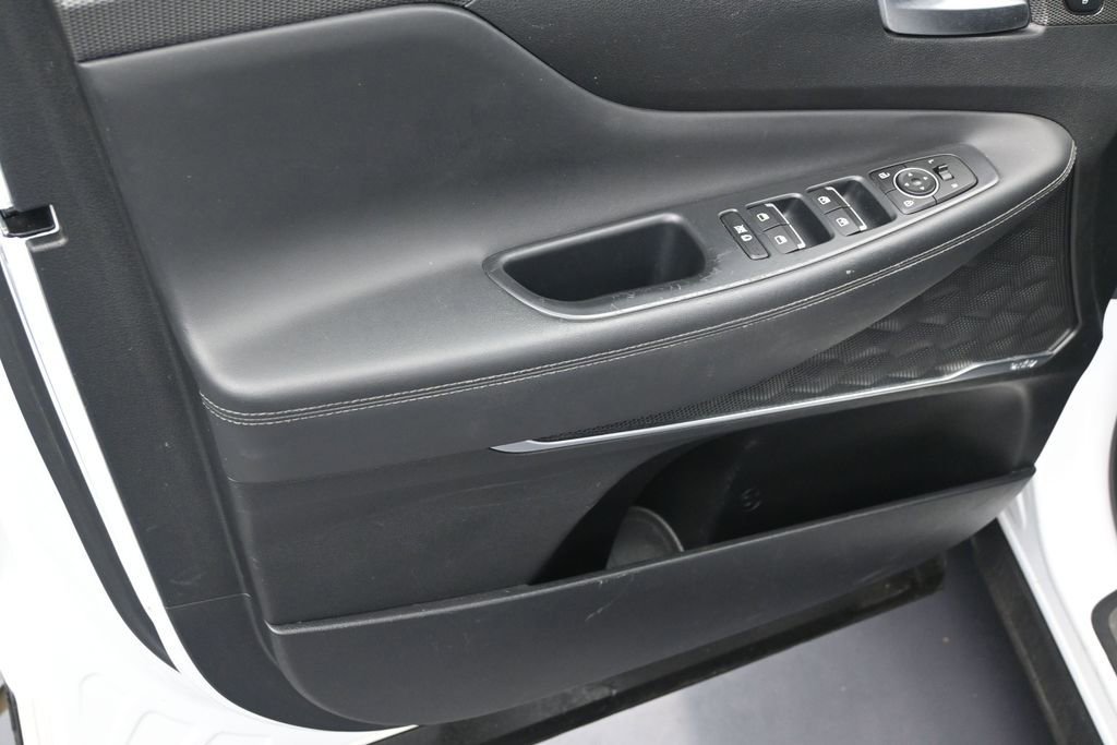 Used 2020 Hyundai Santa Fe Limited FWD image 10