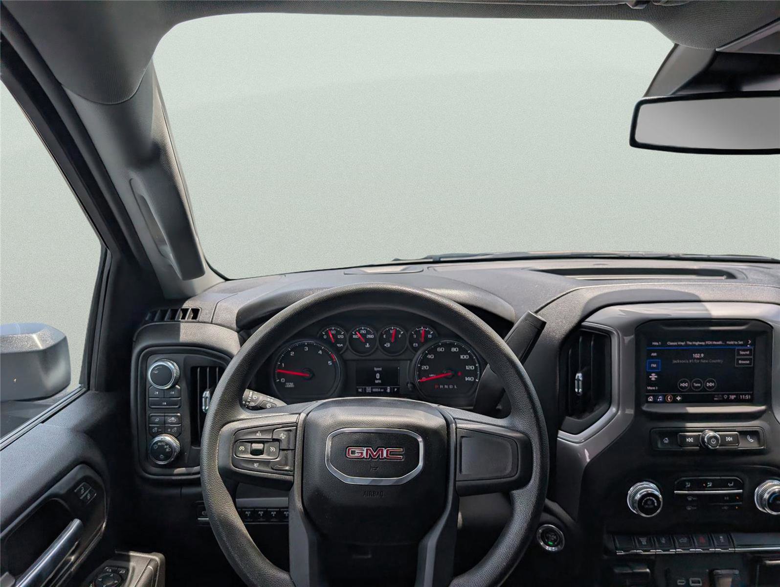 Used 2024 GMC Sierra 3500 Pro AWD/4WD image 29