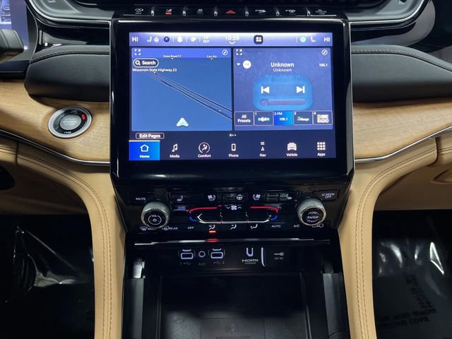 Used 2023 Jeep Grand Cherokee Summit image 9