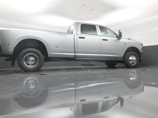 New 2026 RAM 3500 Tradesman AWD/4WD image 44