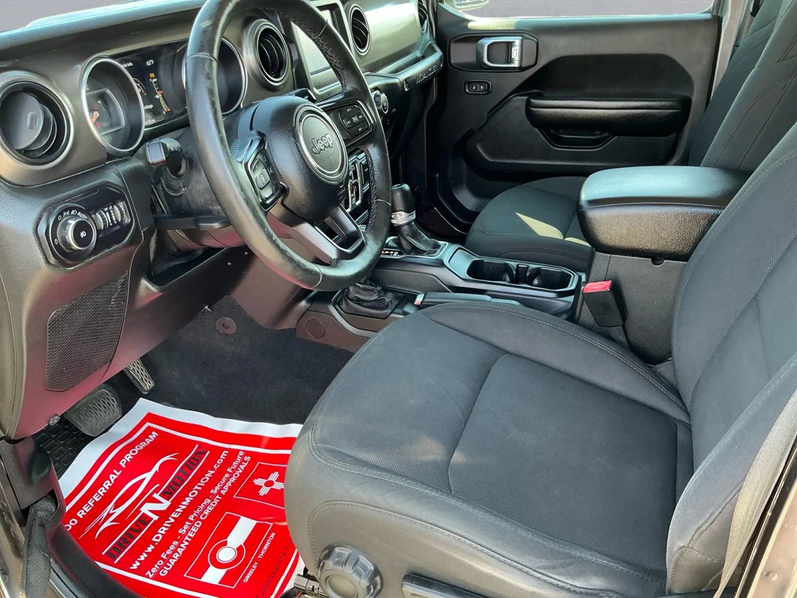 Used 2018 Jeep Wrangler Unlimited Sport S image 13
