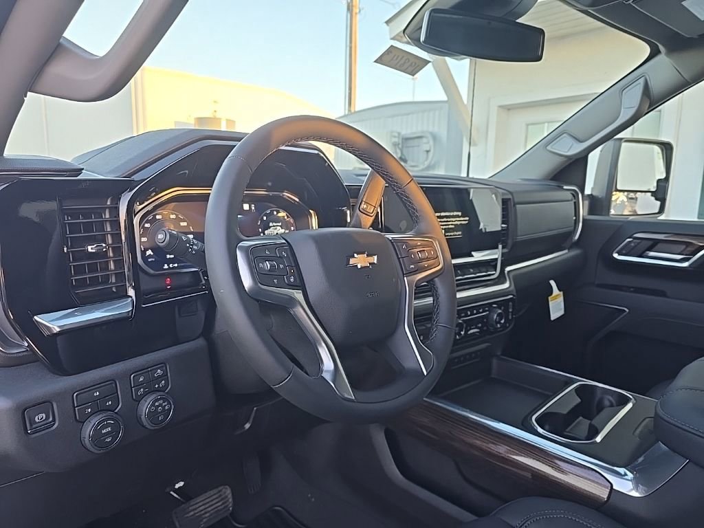 New 2026 Chevrolet Silverado 3500 LT w/ All Star Edition image 18