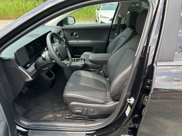 Certified 2025 Hyundai Ioniq 5 SEL image 9