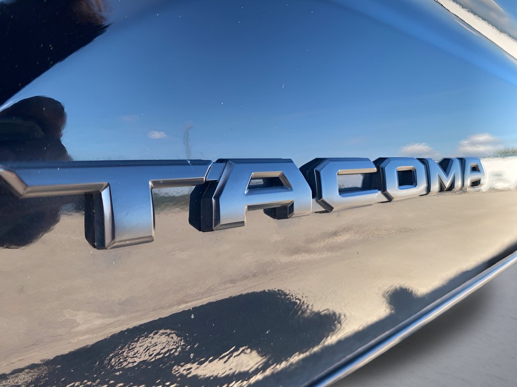 Used 2026 Toyota Tacoma TRD Off-Road AWD/4WD image 36