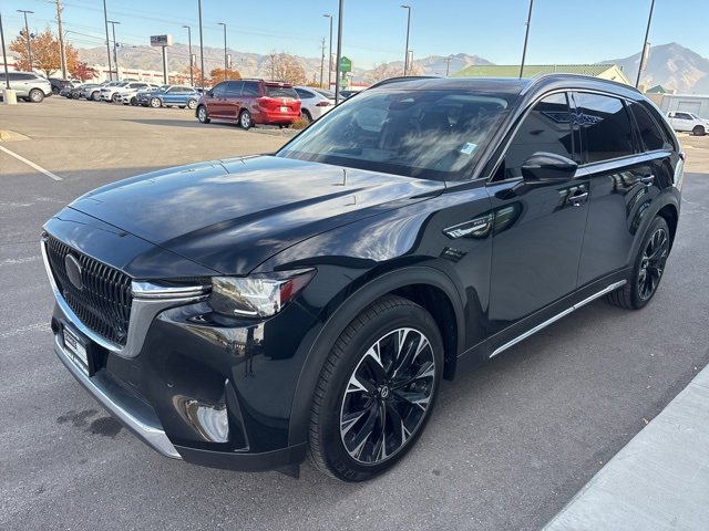 Used 2024 MAZDA CX-90 Plug-In Hybrid w/ Premium Pkg image 3