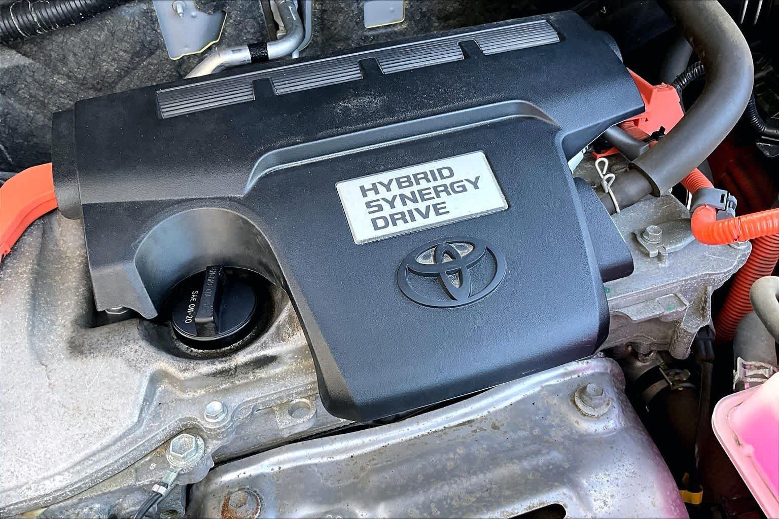 Used 2018 Toyota RAV4 SE AWD/4WD image 31