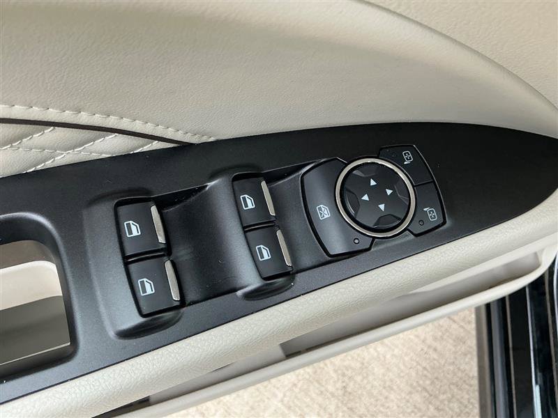Used 2017 Ford Fusion Platinum image 24