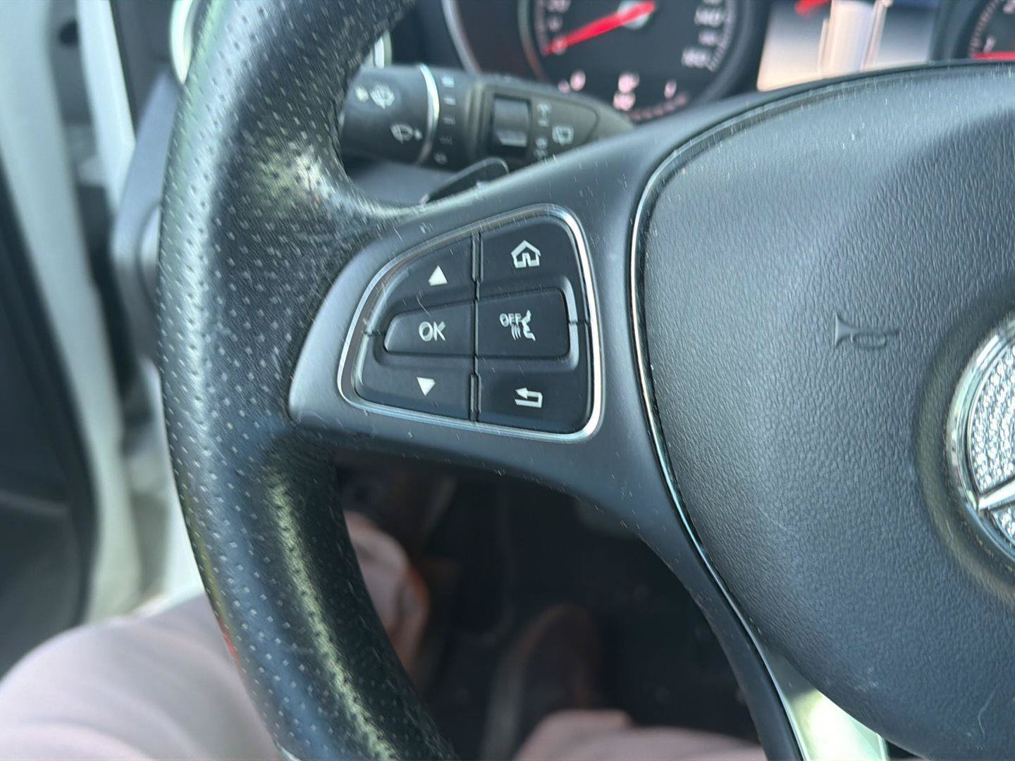 Used 2019 Mercedes-Benz GLC 300 image 12