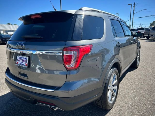 Used 2018 Ford Explorer XLT w/ Equipment Group 202A image 8
