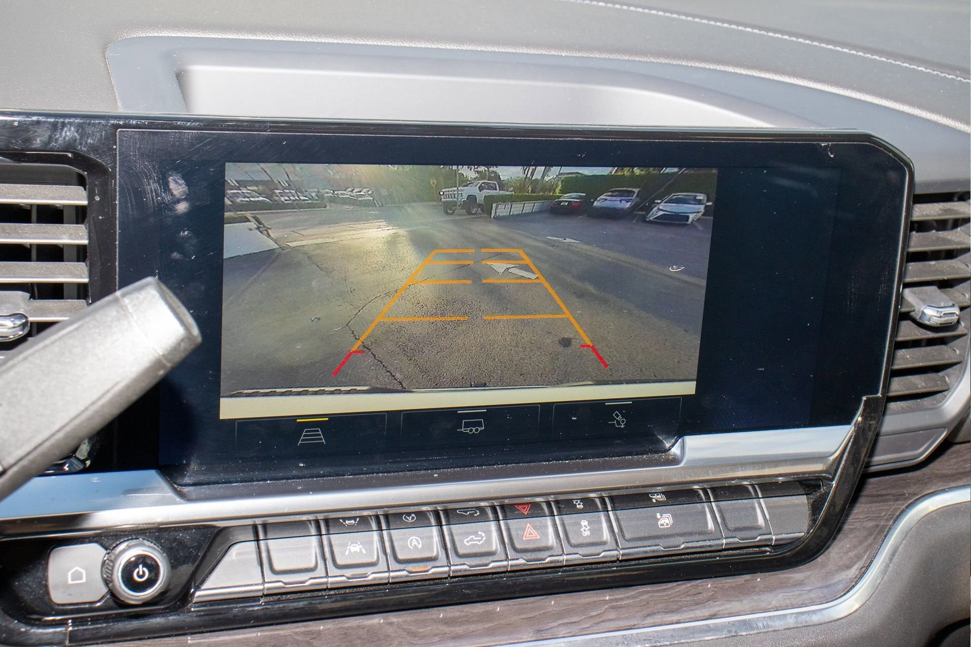 Used 2022 Chevrolet Silverado 1500 LTZ image 31