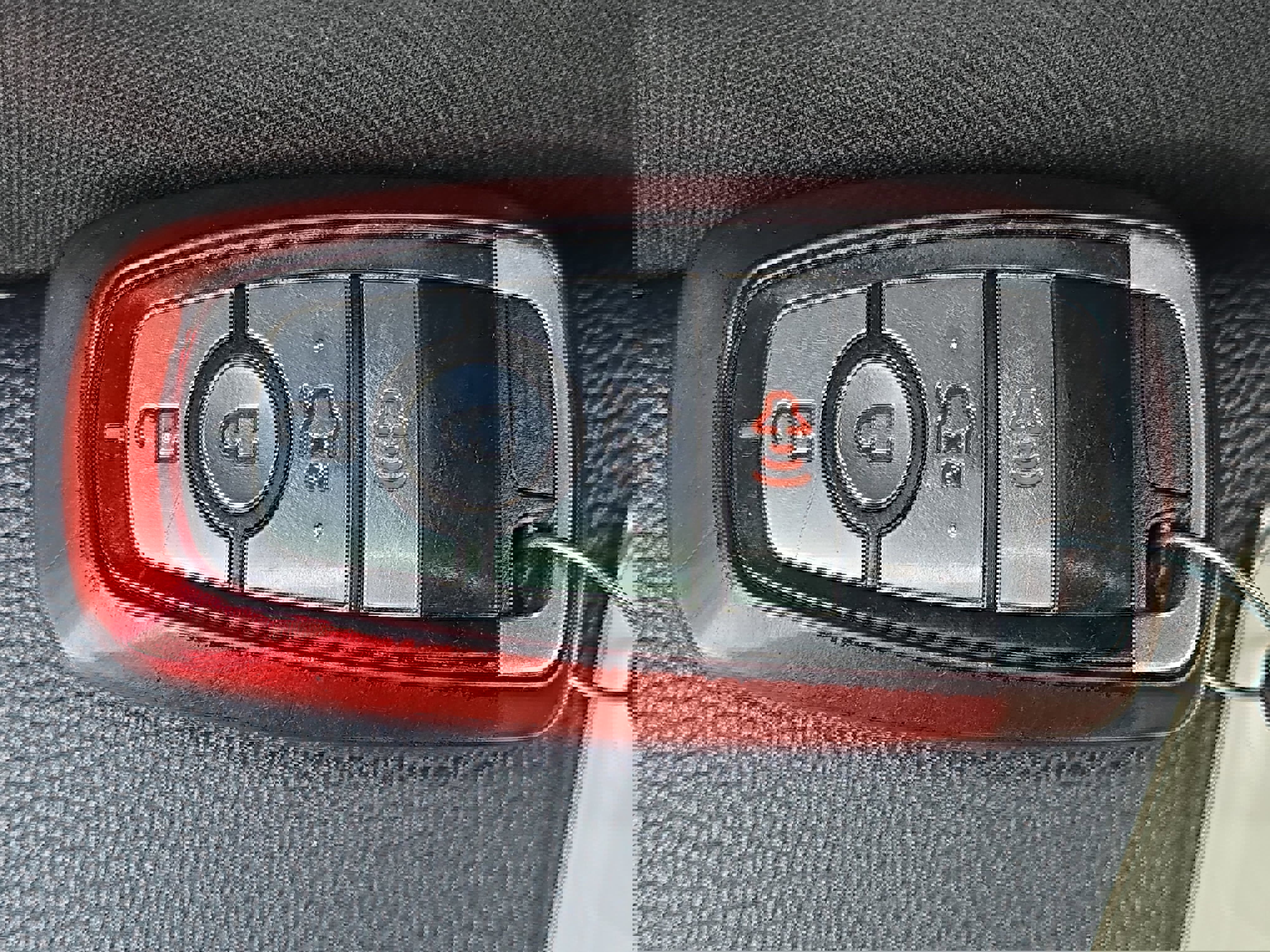 Used 2017 Ford Fusion SE w/ Fusion SE Technology Package image 34