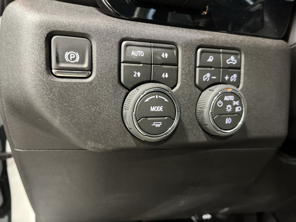 Certified 2026 Chevrolet Silverado 1500 LTZ w/ Technology Package AWD/4WD image 39
