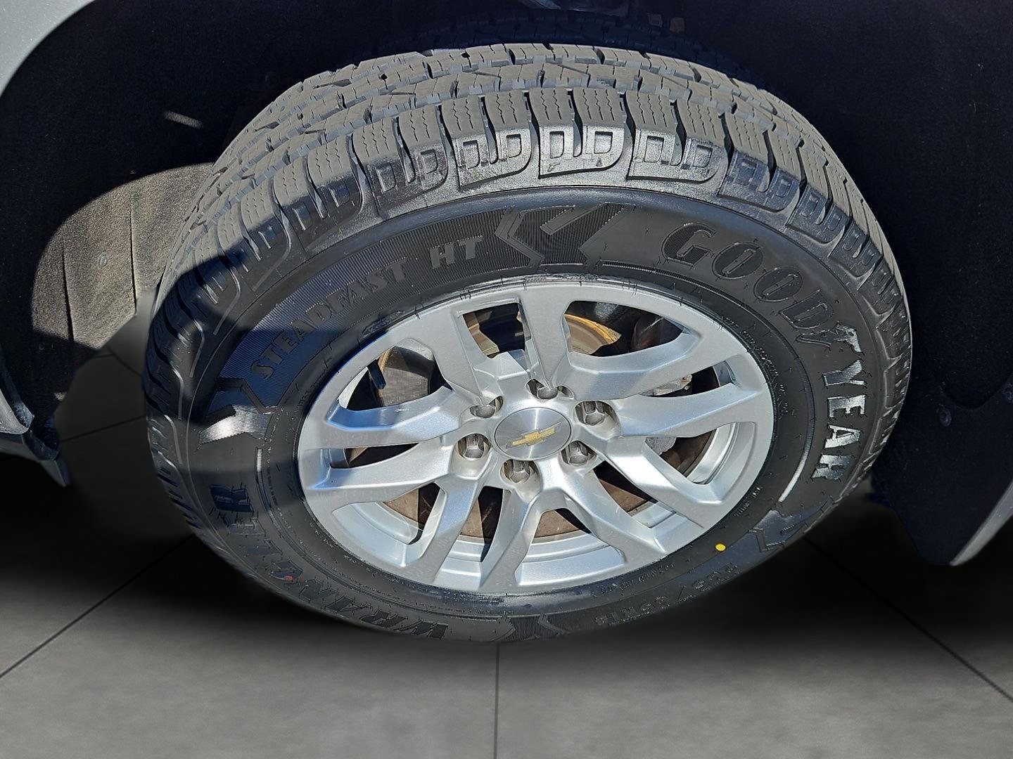 Used 2019 Chevrolet Silverado 1500 LT w/ All-Star Edition AWD/4WD image 12