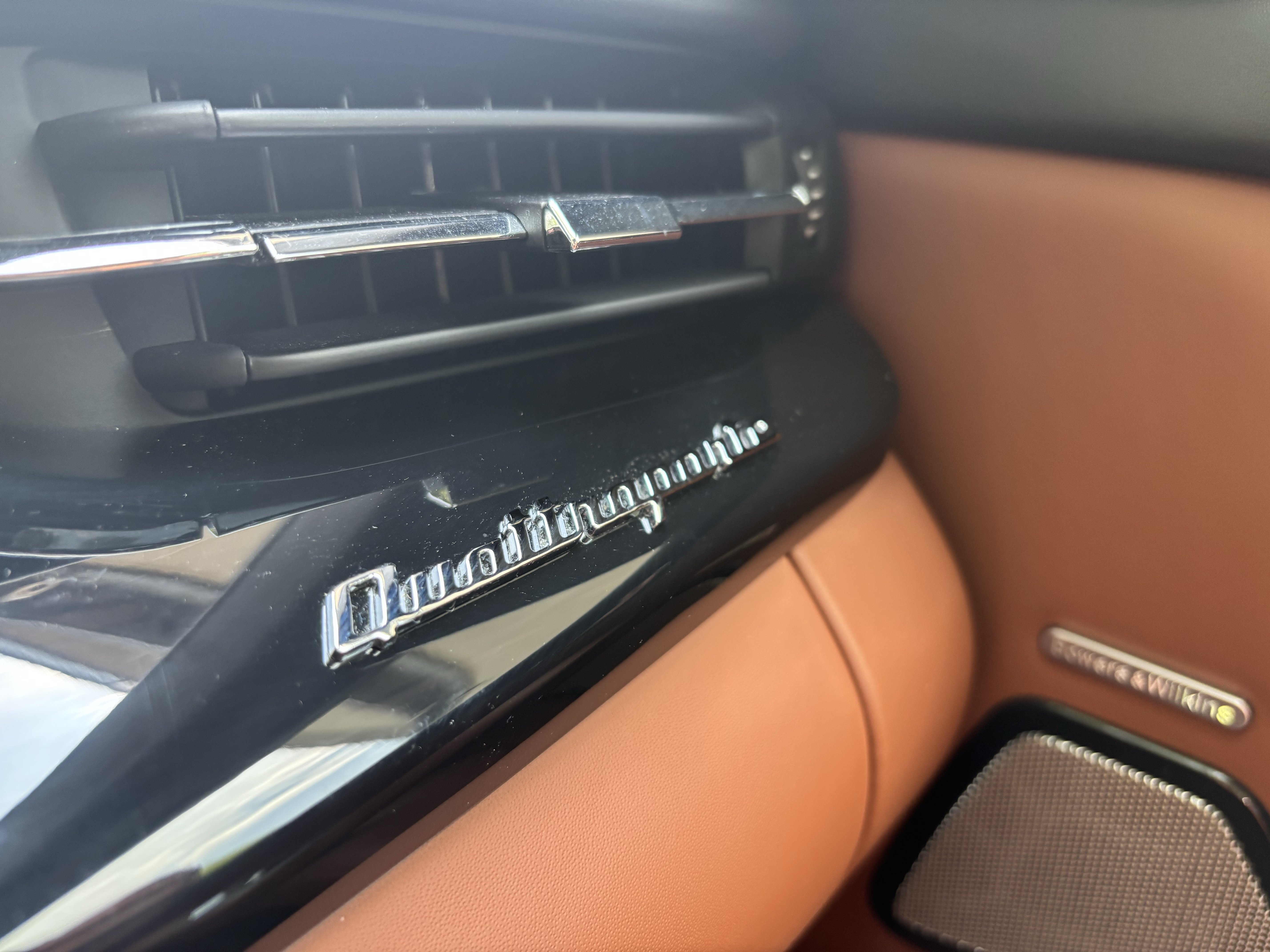 Used 2022 Maserati Quattroporte Modena Q4 AWD/4WD image 30