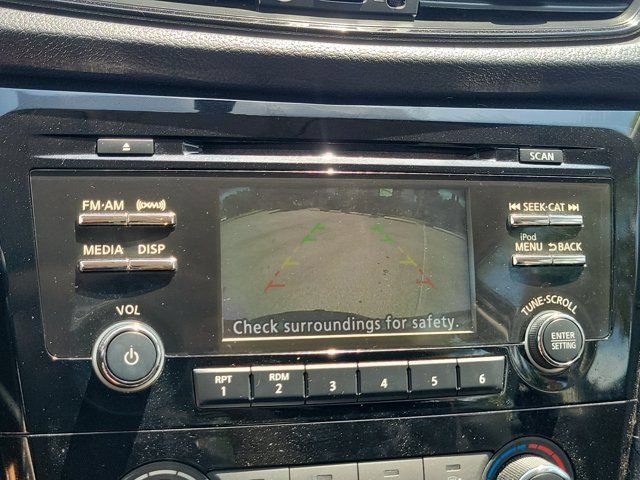 Used 2017 Nissan Rogue S FWD image 26