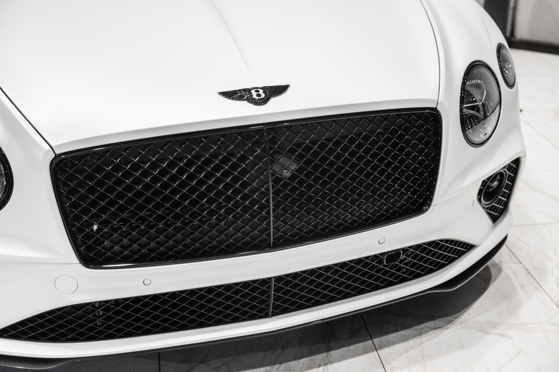 New 2024 Bentley Continental GT V8 AWD/4WD image 13