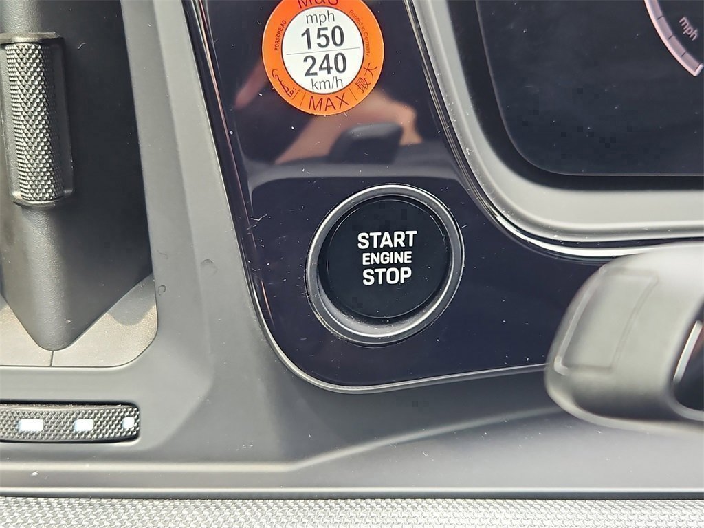 Certified 2025 Porsche Cayenne image 25