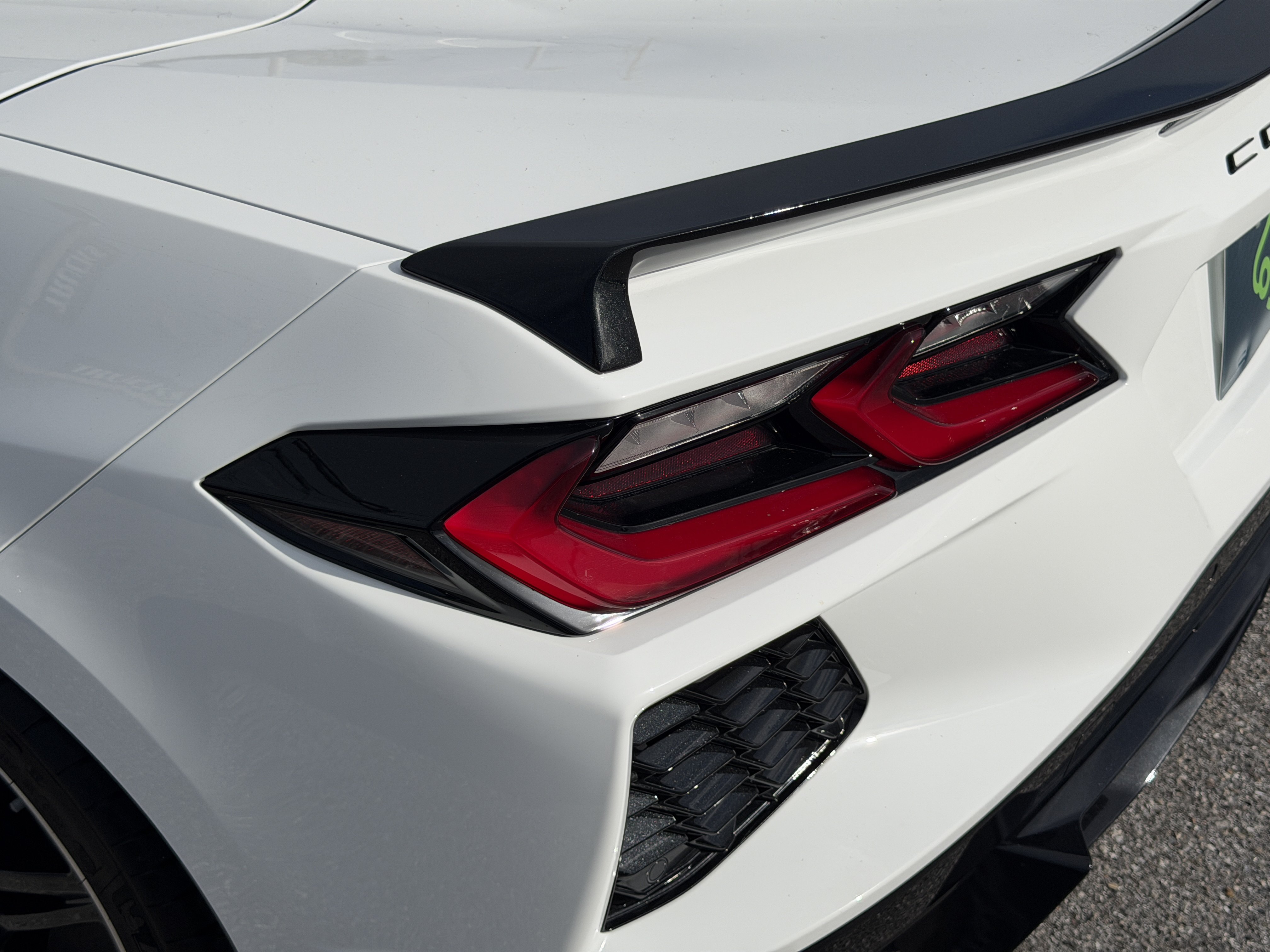 Certified 2024 Chevrolet Corvette Stingray Premium Conv RWD image 12