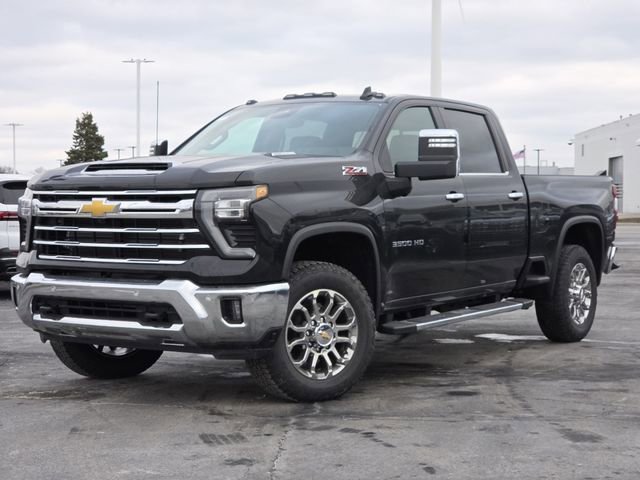 New 2026 Chevrolet Silverado 3500 LTZ w/ LTZ Premium Package AWD/4WD image 2