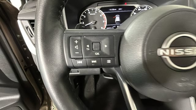 Used 2024 Nissan Rogue SV w/ SV Premium Package AWD/4WD image 15