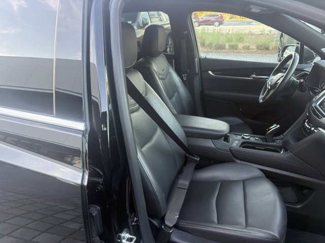 Certified 2025 Cadillac XT5 Premium Luxury image 17