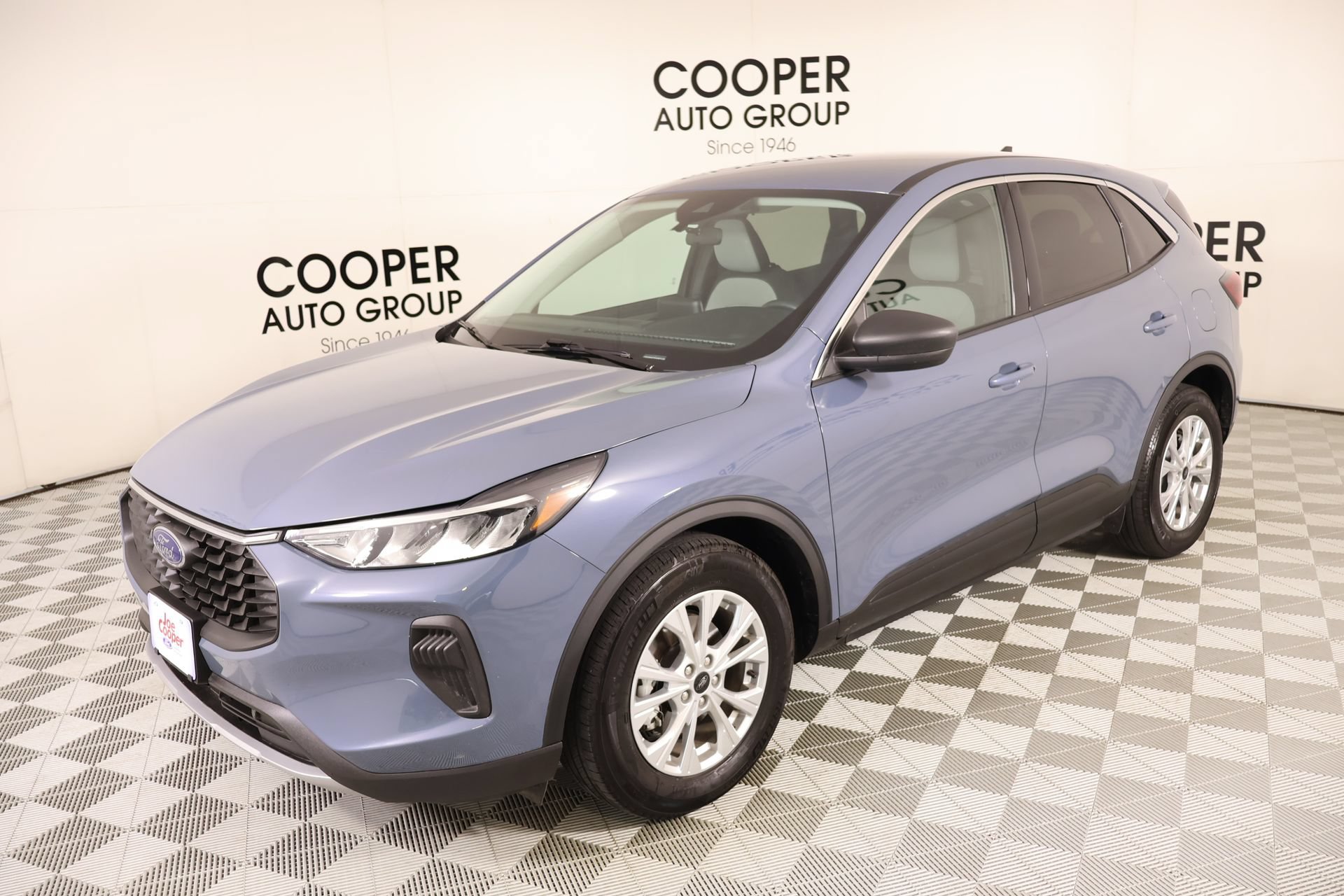 Used 2023 Ford Escape Active w/ Cold Weather Package FWD image 10