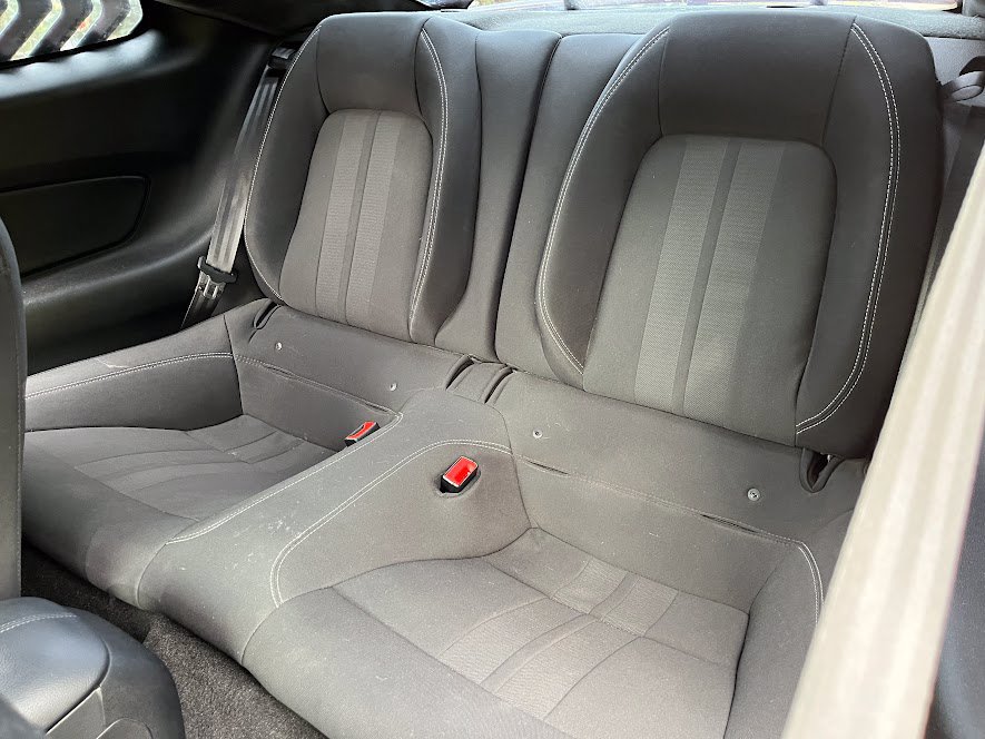 Used 2019 Ford Mustang Coupe w/ Black Accent Package RWD image 10