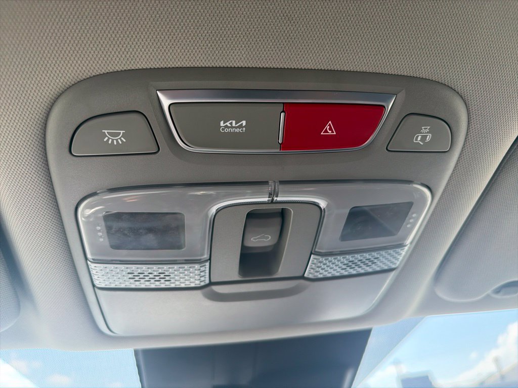 Used 2025 Kia Telluride S AWD/4WD image 25