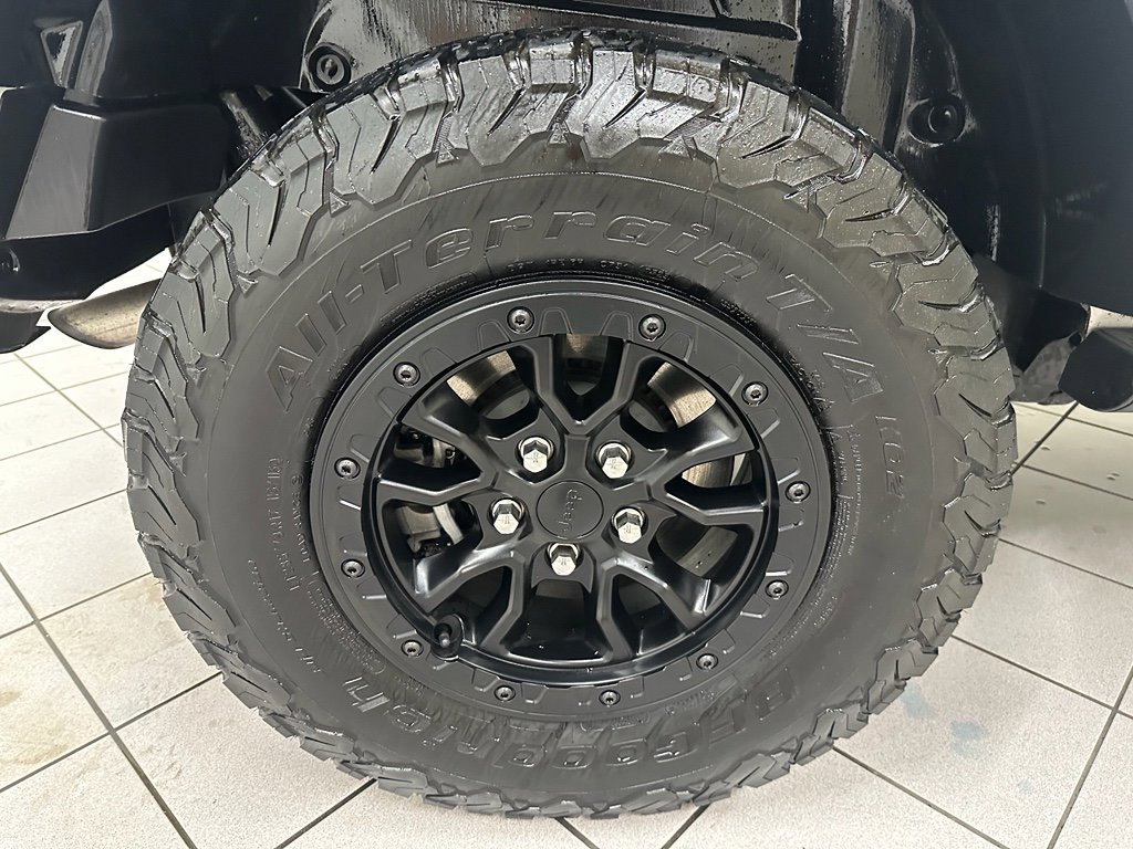 Used 2023 Jeep Wrangler Unlimited Rubicon 4xe image 15