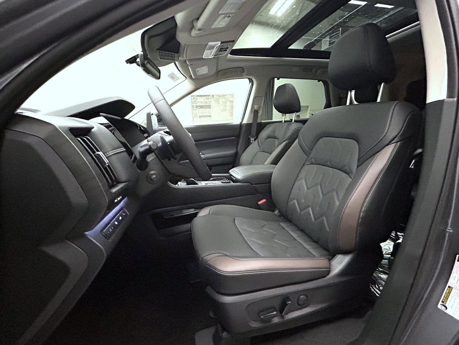 New 2026 Nissan Pathfinder Platinum AWD/4WD image 10
