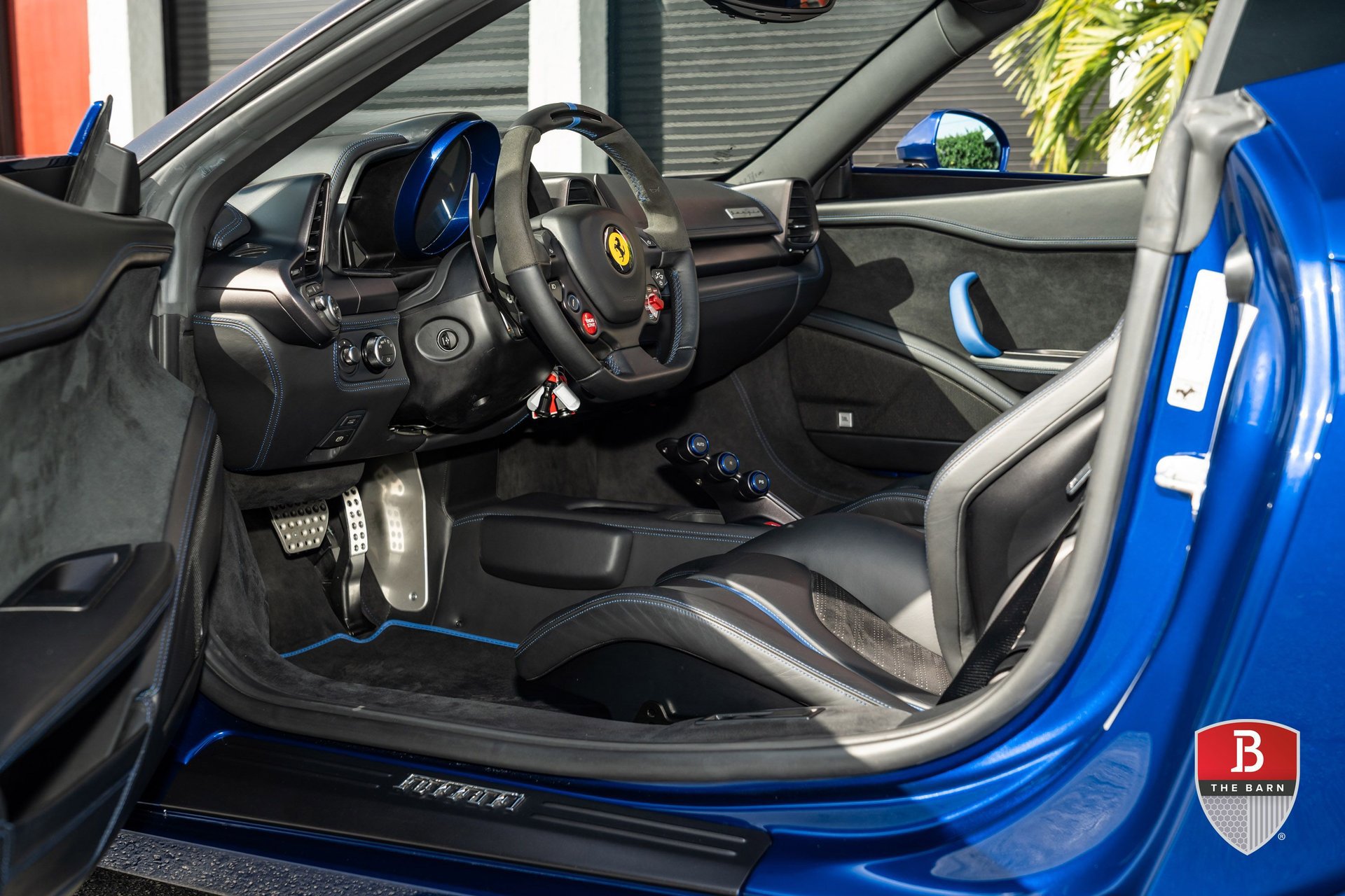 Used 2014 Ferrari 458 Speciale Coupe RWD image 2