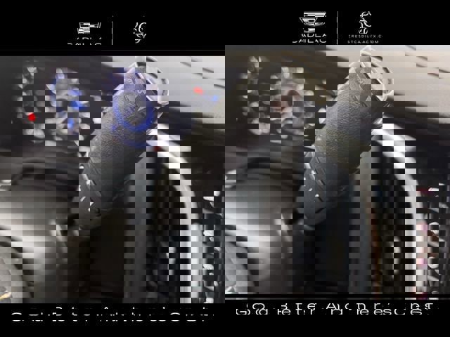 Used 2020 Cadillac Escalade Premium Luxury RWD image 17